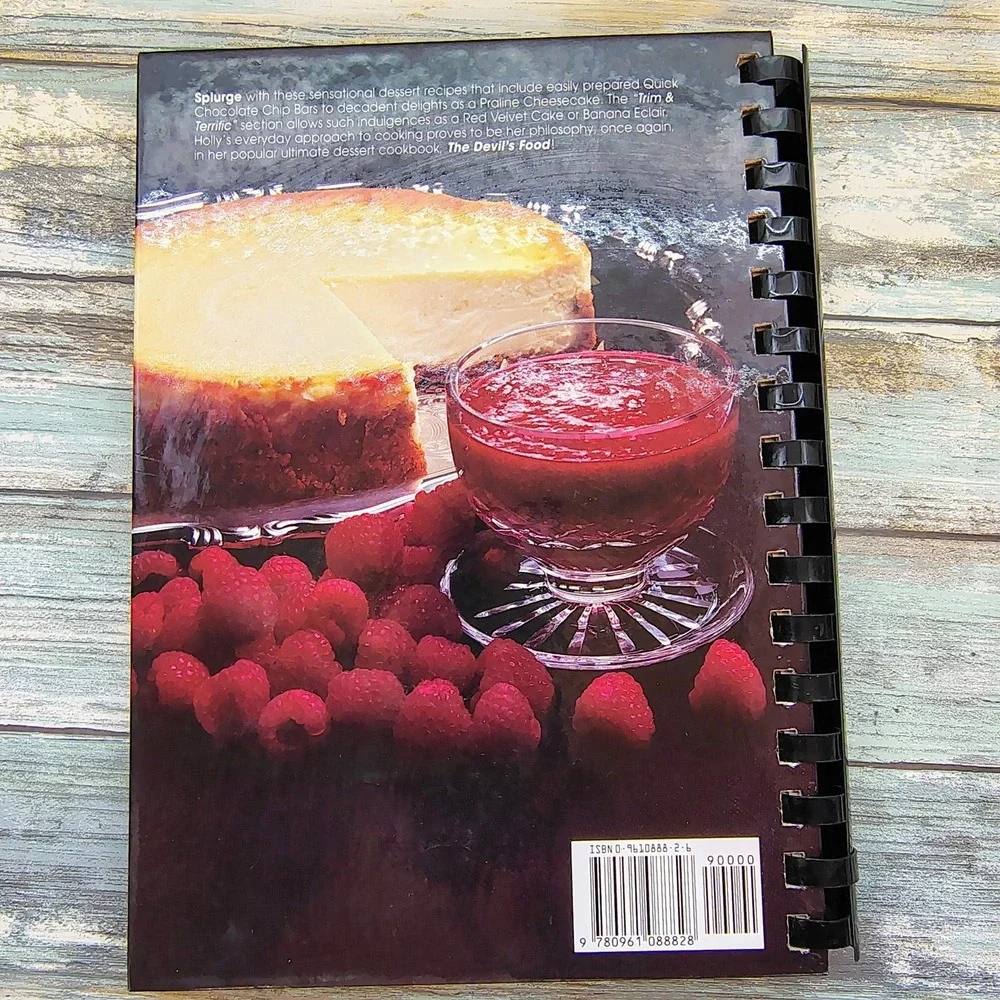 The Devil's Food Dessert Cookbook by Holly Berkowitz‎ Clegg Comb Spiral *VG*